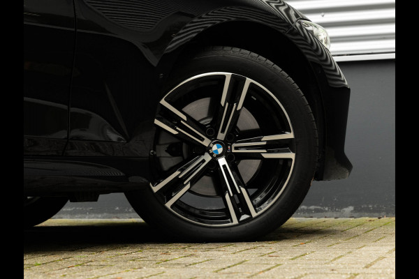 BMW 3 Serie Touring 330e M-Sport - Pano - LCI 2 - ACC - Trekhaak - Widescreen - Hifi