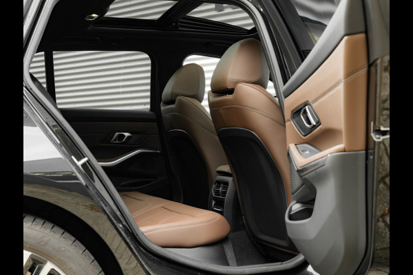 BMW 3 Serie Touring 330e M-Sport - Pano - LCI 2 - ACC - Trekhaak - Widescreen - Hifi