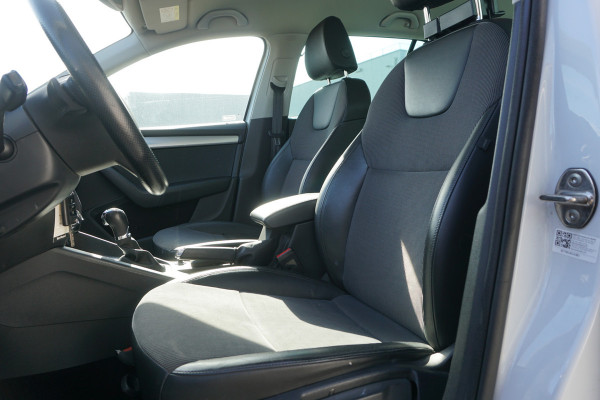 Škoda Octavia Combi 1.0 TSI Automaat Clever Edition | PARELMOER WIT | TREKHAAK | STOELVERW. |