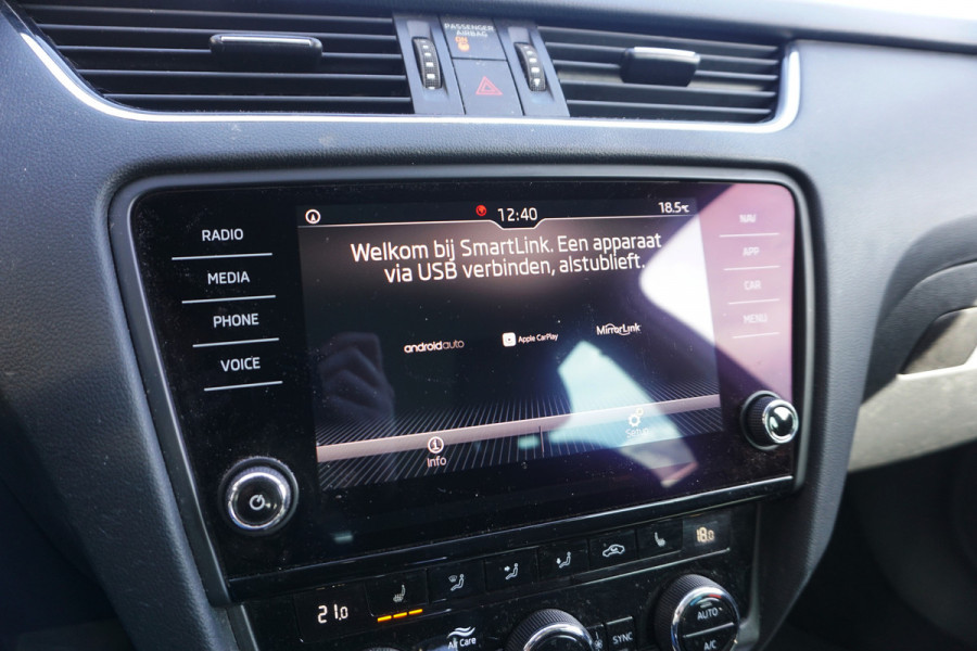 Škoda Octavia Combi 1.0 TSI Automaat Clever Edition | PARELMOER WIT | TREKHAAK | STOELVERW. |