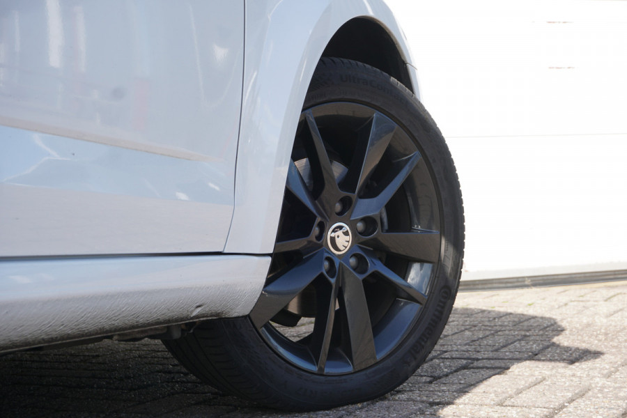 Škoda Octavia Combi 1.0 TSI Automaat Clever Edition | PARELMOER WIT | TREKHAAK | STOELVERW. |
