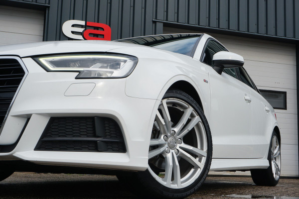 Audi A3 Limousine 30 TFSI 2X S Line | VIRTUAL COCKPIT | CARPLAY | HALF LEDER |