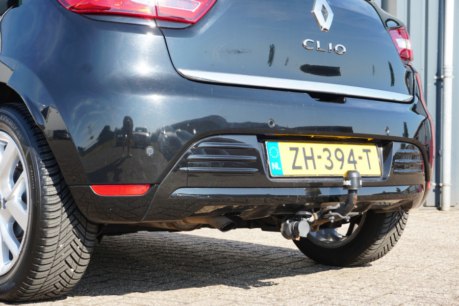 Renault Clio 0.9 TCe Limited | NAVI | AIRCO | TREKHAAK | CRUISE | Renault Clio 0.9 TCe Limited | NAVI | AIRCO | TREKHAAK | CRUISE |