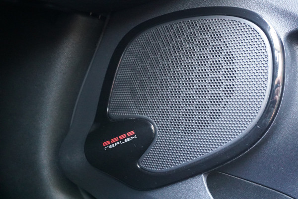 Renault Clio 0.9 TCe Limited | NAVI | AIRCO | TREKHAAK | CRUISE | Renault Clio 0.9 TCe Limited | NAVI | AIRCO | TREKHAAK | CRUISE |