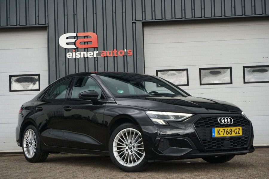 Audi A3 Limousine 30 TFSI | MATRIX LED | SPORTSTOELEN | TREKHAAK | VIRTUAL COCKPIT | CARPLAY | STOELVERW. |