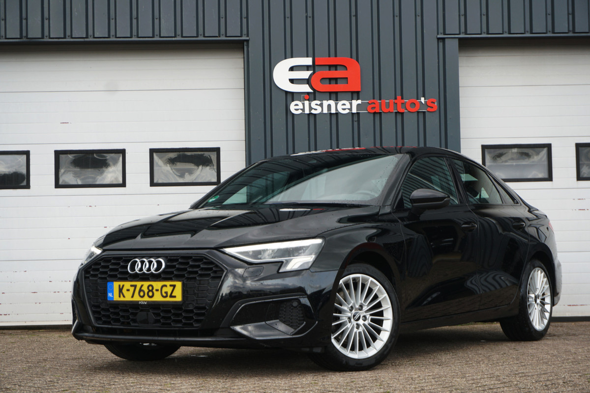 Audi A3 Limousine 30 TFSI | MATRIX LED | SPORTSTOELEN | TREKHAAK | VIRTUAL COCKPIT | CARPLAY | STOELVERW. | Audi A3 Limousine 30 TFSI | MATRIX LED | SPORTSTOELEN | TREKHAAK | VIRTUAL COCKPIT | CARPLAY | STOELVERW. |