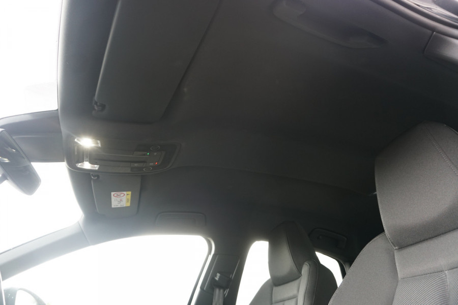 Audi A3 Limousine 30 TFSI | MATRIX LED | SPORTSTOELEN | TREKHAAK | VIRTUAL COCKPIT | CARPLAY | STOELVERW. |