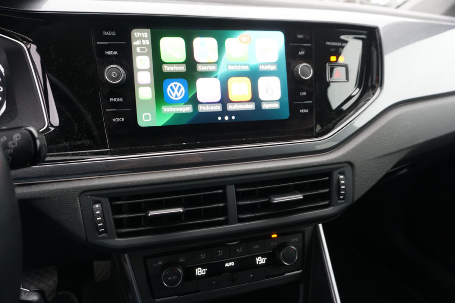 Volkswagen Polo 1.0 TSI Highline DSG R-Line | ACC | Carplay | ECC |