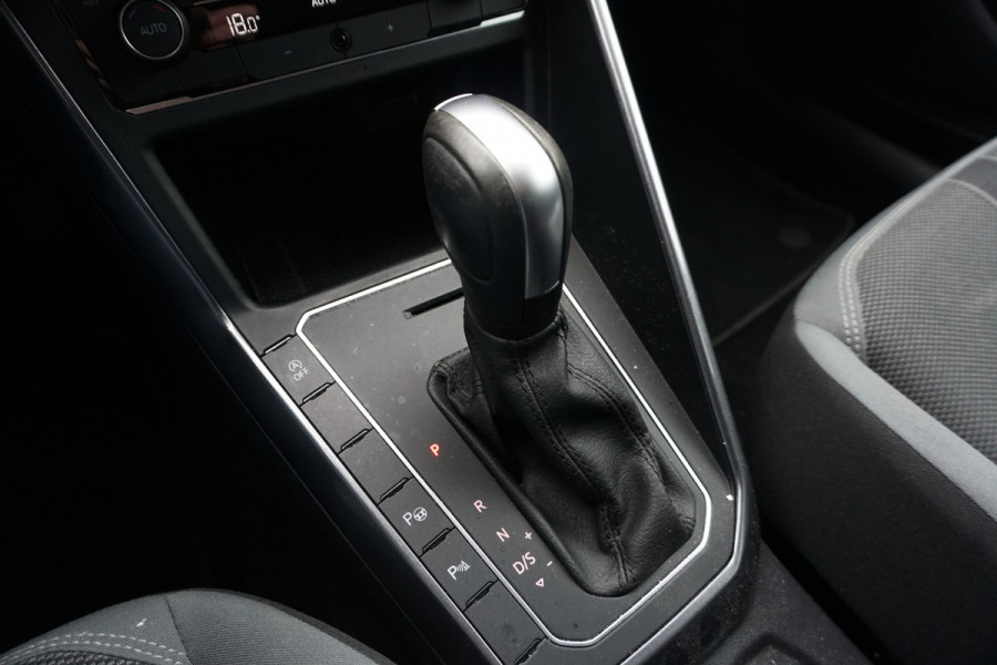 Volkswagen Polo 1.0 TSI Highline DSG R-Line | ACC | Carplay | ECC |