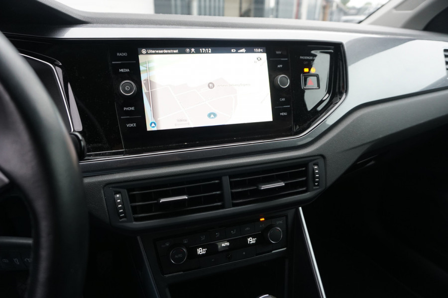 Volkswagen Polo 1.0 TSI Highline DSG R-Line | ACC | Carplay | ECC |