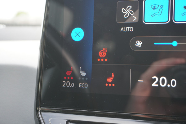 Volkswagen ID.3 First Plus 58 kWh | SOH 92.9 % | STOEL/STUURVERW. | CAMERA | MATRIX LED | ACC |
