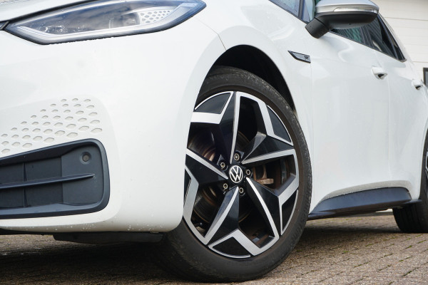 Volkswagen ID.3 First Plus 58 kWh | SOH 92.9 % | STOEL/STUURVERW. | CAMERA | MATRIX LED | ACC |