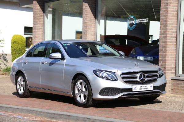 Mercedes-Benz E-Klasse 250 Ambition 9G Widescreen Navi Camera LED Ambiente