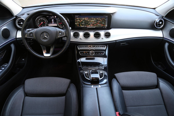 Mercedes-Benz E-Klasse 250 Ambition 9G Widescreen Navi Camera LED Ambiente