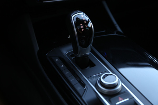 Maserati Levante 3.0 V6 D AWD GranSport Pano Luchtvering Leer Camera Navi LED