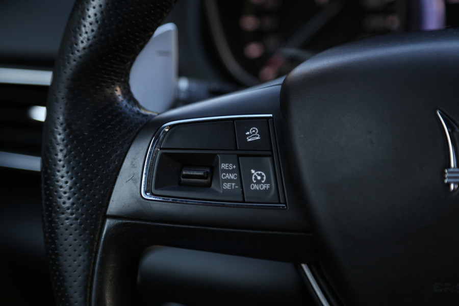 Maserati Levante 3.0 V6 D AWD GranSport Pano Luchtvering Leer Camera Navi LED