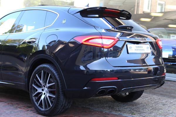 Maserati Levante 3.0 V6 D AWD GranSport Pano Luchtvering Leer Camera Navi LED