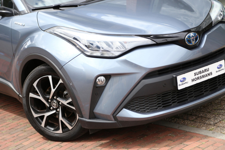 Toyota C-HR 1.8 Hybrid Team D Navi LED Camera ACC Toyota C-HR 1.8 Hybrid Team D Navi LED Camera ACC