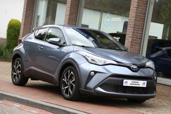 Toyota C-HR 1.8 Hybrid Team D Navi LED Camera ACC Toyota C-HR 1.8 Hybrid Team D Navi LED Camera ACC