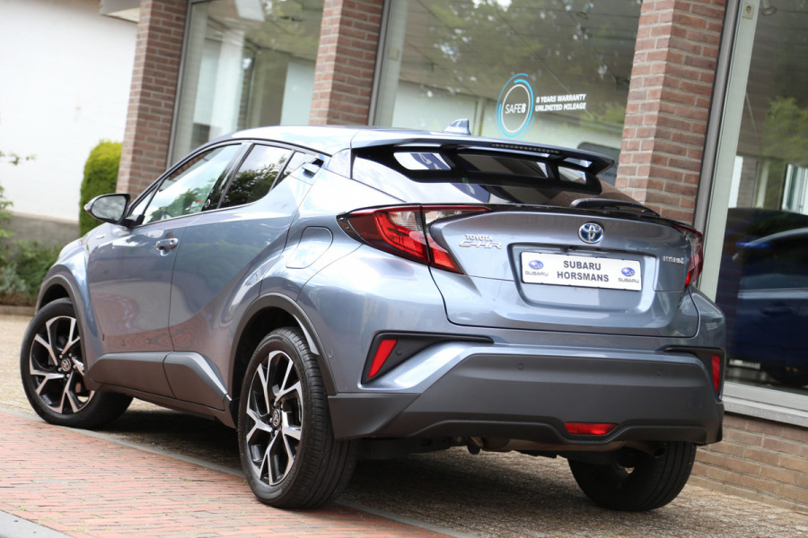 Toyota C-HR 1.8 Hybrid Team D Navi LED Camera ACC Toyota C-HR 1.8 Hybrid Team D Navi LED Camera ACC