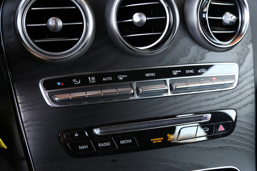 Mercedes-Benz GLC 250 4MATIC Premium Distronic 360view Leer LED Mercedes-Benz GLC 250 4MATIC Premium Distronic 360view Leer LED
