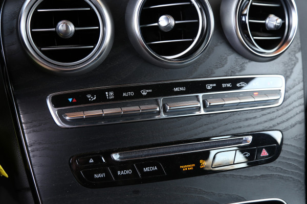 Mercedes-Benz GLC 250 4MATIC Premium Distronic 360view Leer LED Mercedes-Benz GLC 250 4MATIC Premium Distronic 360view Leer LED