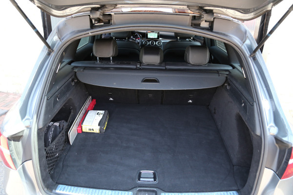 Mercedes-Benz GLC 250 4MATIC Premium Distronic 360view Leer LED Mercedes-Benz GLC 250 4MATIC Premium Distronic 360view Leer LED