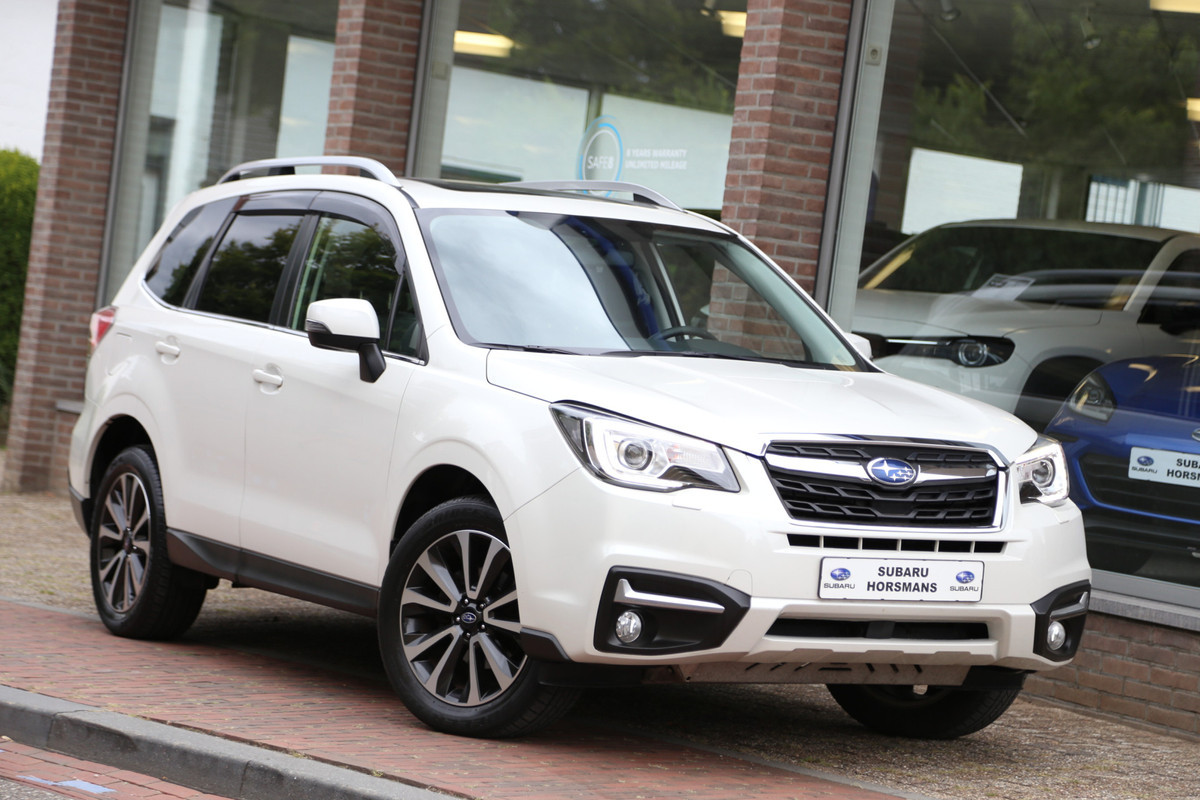 Subaru Forester 2.0 AWD Premium Platinum Aut. Schuifdak Leer Xenon Camera Subaru Forester 2.0 AWD Premium Platinum Aut. Schuifdak Leer Xenon Camera