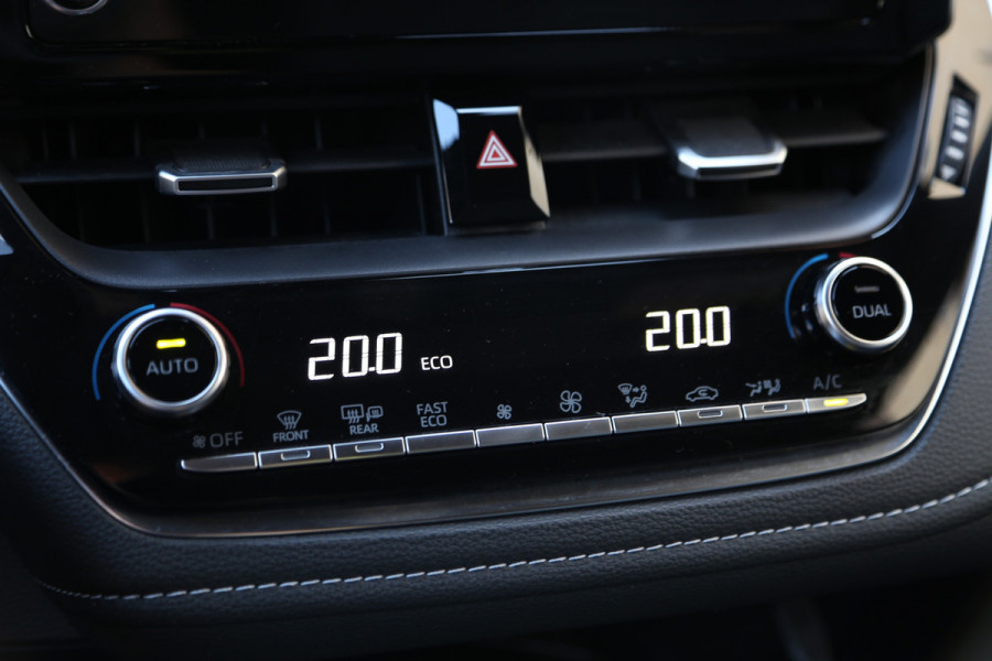 Toyota Corolla Touring Sports 1.8 Hybrid Dynamic Team Navi HuD LED Camera ACC Dodehoek