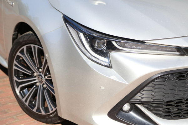 Toyota Corolla Touring Sports 1.8 Hybrid Dynamic Team Navi HuD LED Camera ACC Dodehoek