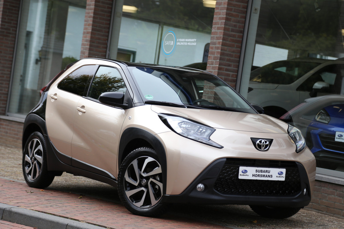 Toyota Aygo X 1.0 VVT-i MT Pulse Navi LED Camera ACC 6000km! Toyota Aygo X 1.0 VVT-i MT Pulse Navi LED Camera ACC 6000km!