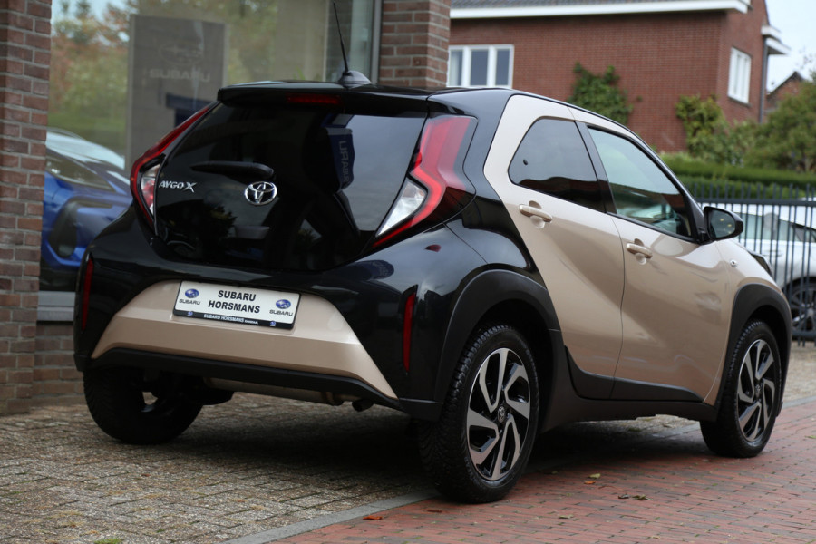 Toyota Aygo X 1.0 VVT-i MT Pulse Navi LED Camera ACC 6000km!
