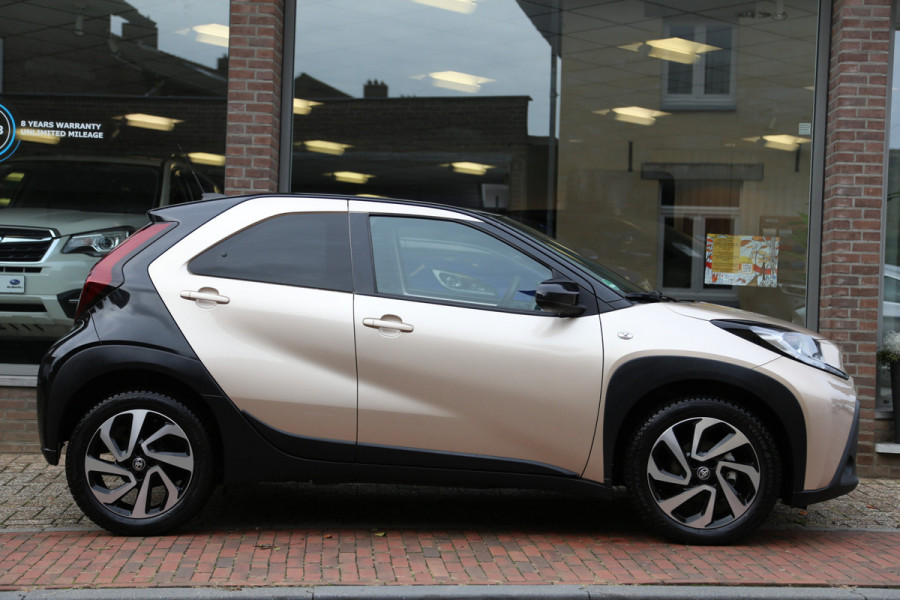 Toyota Aygo X 1.0 VVT-i MT Pulse Navi LED Camera ACC 6000km!