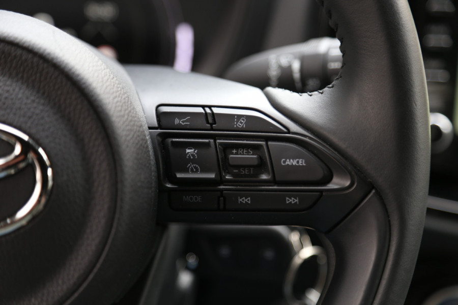Toyota Aygo X 1.0 VVT-i MT Pulse Navi LED Camera ACC 6000km!
