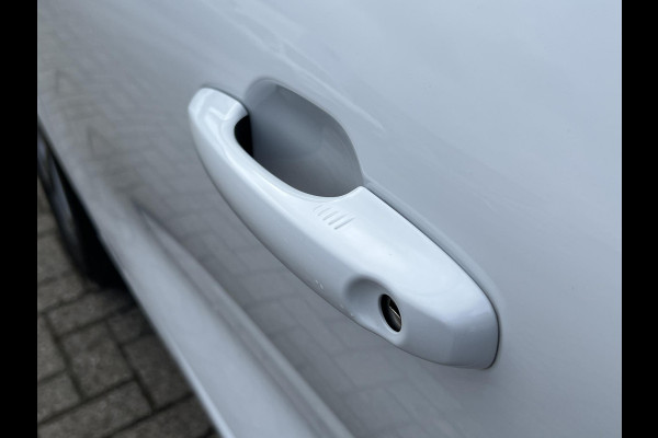 Ford Kuga 2.5 PHEV ST-Line X 243pk | Driver Assistance Pack | Panoramadak | Technology Pack Ford Kuga 2.5 PHEV ST-Line X 243pk | Driver Assistance Pack | Panoramadak | Technology Pack