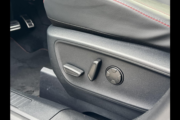 Ford Kuga 2.5 PHEV ST-Line X 243pk | Driver Assistance Pack | Panoramadak | Technology Pack Ford Kuga 2.5 PHEV ST-Line X 243pk | Driver Assistance Pack | Panoramadak | Technology Pack