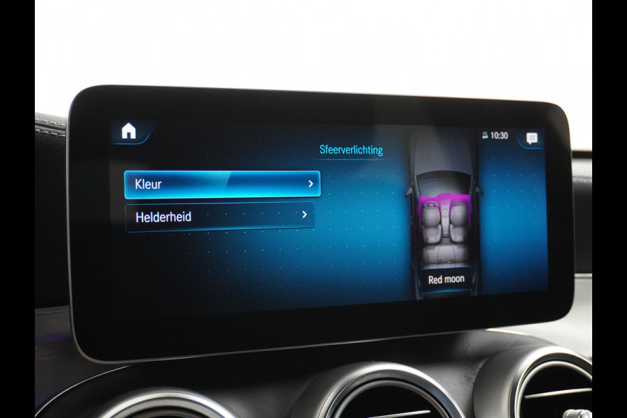 Mercedes-Benz GLC Coupé 300 e 4MATIC AMG line | Rijassistentie Trekhaak