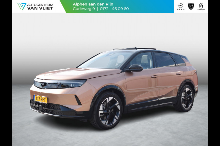 Opel Grandland Electric GS 73 kWh SCHUIFKANTELDAK | NAVIGATIE | CARPLAY | ACHTERUITRIJCAMERA MET SENSOREN | WINTERPAKKET |