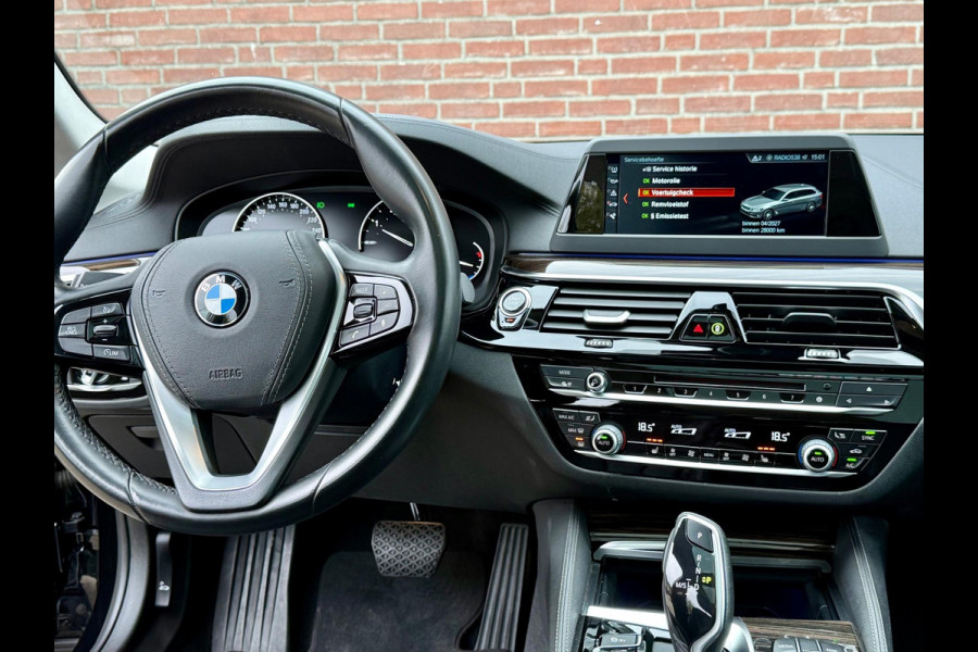 BMW 5 Serie Touring 520i Luxury Line, Panorama, Hifi, Drive Assist