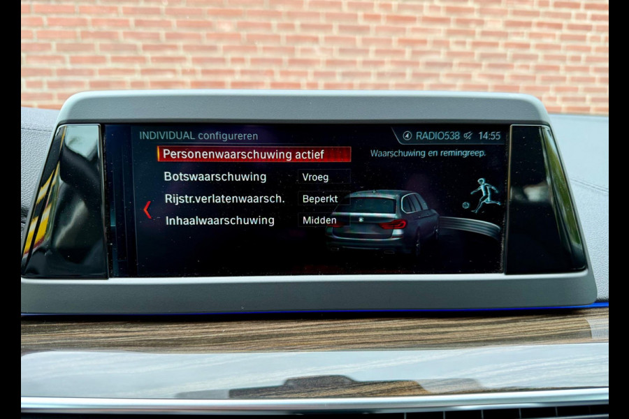 BMW 5 Serie Touring 520i Luxury Line, Panorama, Hifi, Drive Assist