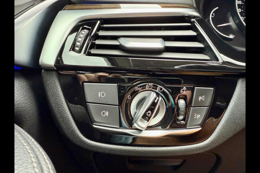 BMW 5 Serie Touring 520i Luxury Line, Panorama, Hifi, Drive Assist