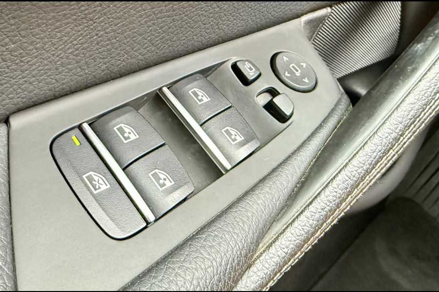 BMW 5 Serie Touring 520i Luxury Line, Panorama, Hifi, Drive Assist