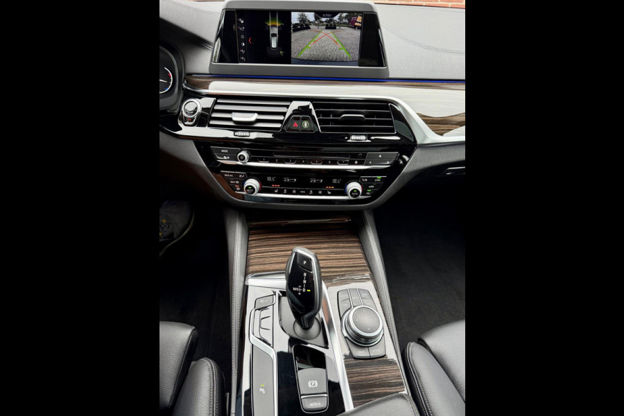 BMW 5 Serie Touring 520i Luxury Line, Panorama, Hifi, Drive Assist