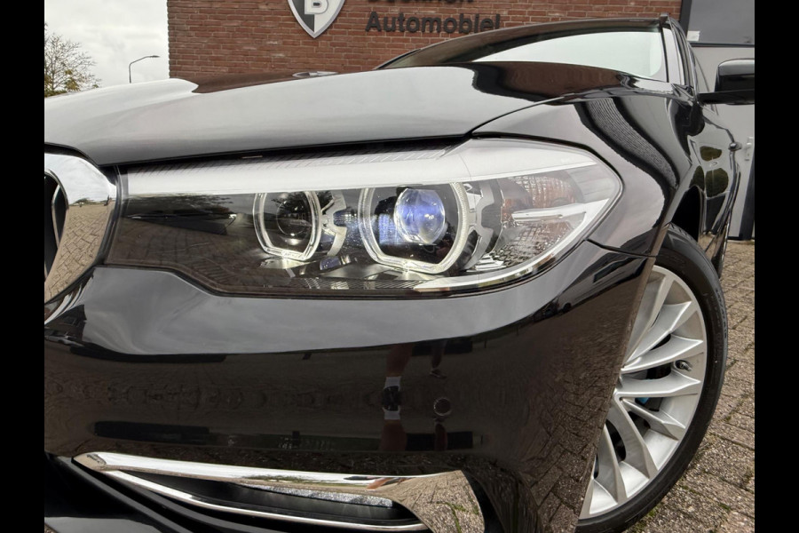 BMW 5 Serie Touring 520i Luxury Line, Panorama, Hifi, Drive Assist