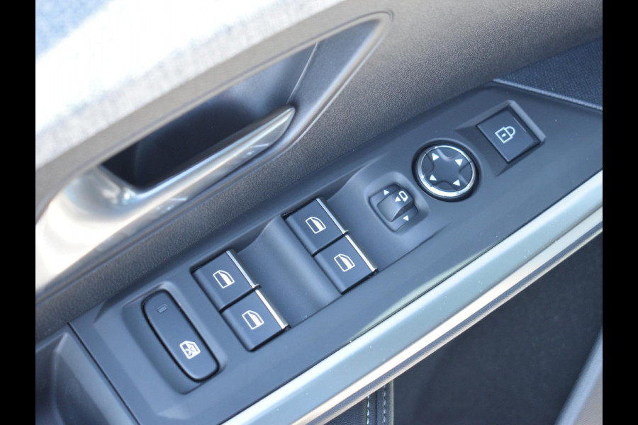 Peugeot 3008 1.2 Hybrid 145 Allure 360 CAMERA MET SENSOREN | NAVI & CARPLAY | E.C.C. | UIT VOORRAAD LEVERBAAR