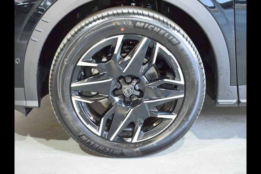 Peugeot 3008 1.2 Hybrid 145 Allure 360 CAMERA MET SENSOREN | NAVI & CARPLAY | E.C.C. | UIT VOORRAAD LEVERBAAR