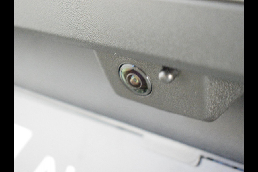 Peugeot 3008 1.2 Hybrid 145 Allure 360 CAMERA MET SENSOREN | NAVI & CARPLAY | E.C.C. | UIT VOORRAAD LEVERBAAR