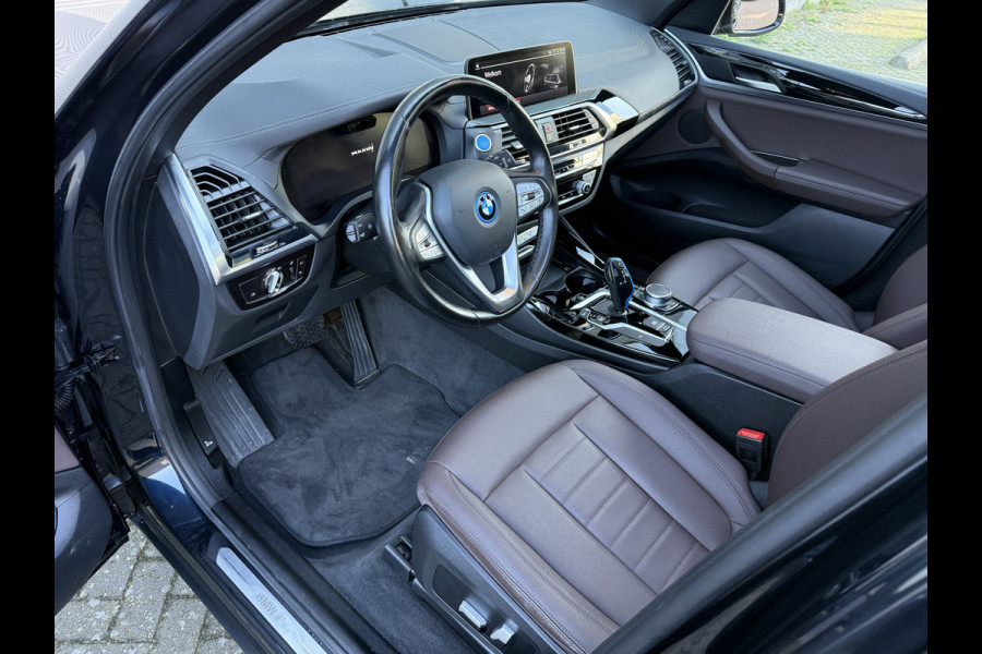 BMW iX3 Executive 80 kWh | SOH 98% | Panoramadak | Memory stoelen | Dodehoek detectie