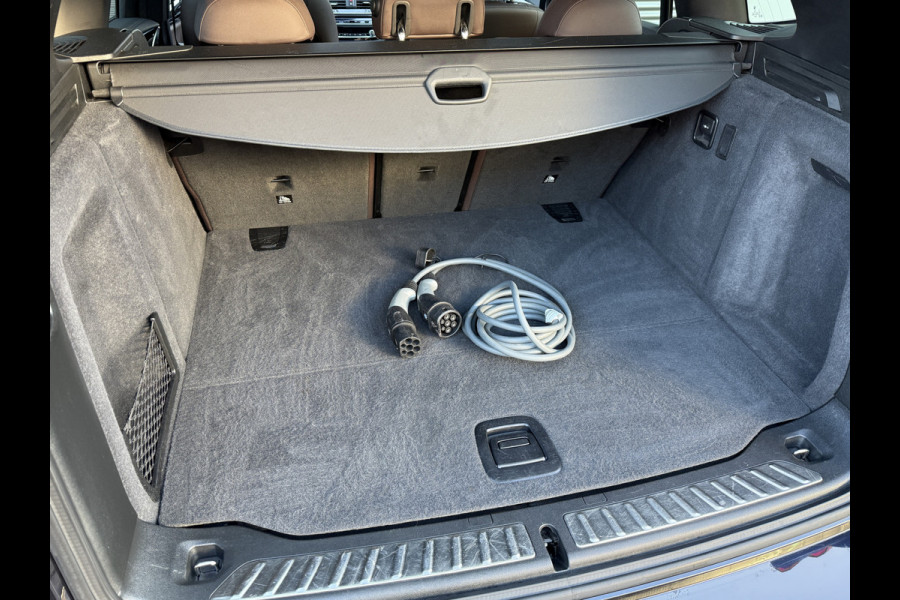 BMW iX3 Executive 80 kWh | SOH 98% | Panoramadak | Memory stoelen | Dodehoek detectie