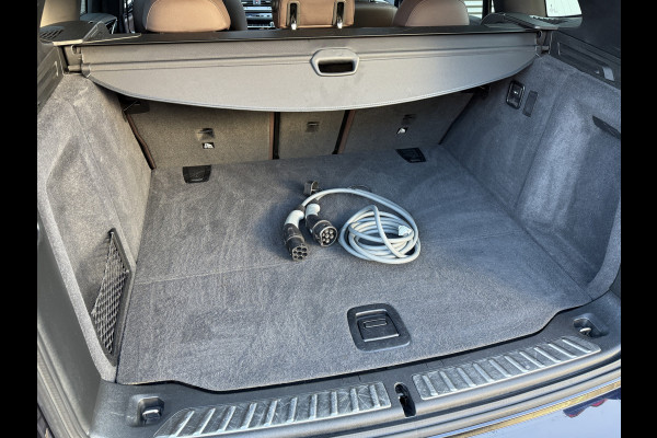 BMW iX3 Executive 80 kWh | SOH 98% | Panoramadak | Memory stoelen | Dodehoek detectie